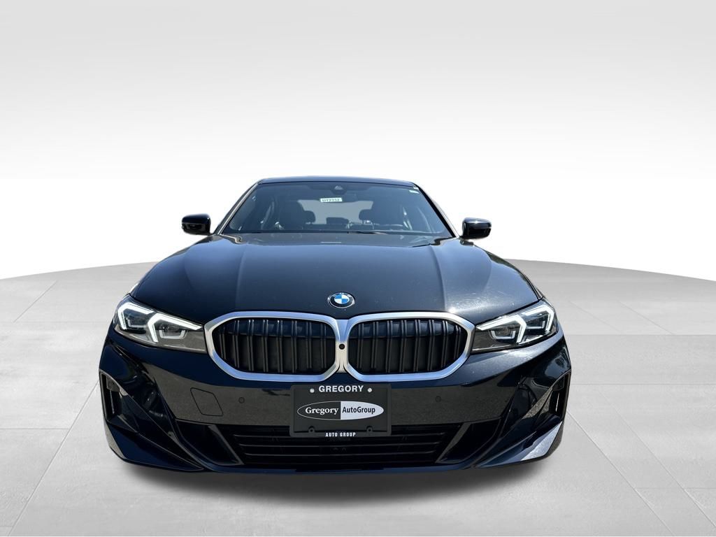 2025 Bmw 330i xDrive photo 2