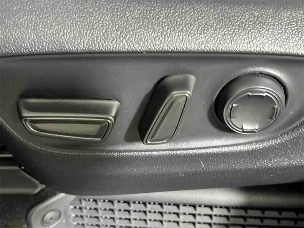 2024 Toyota Sienna XLE photo 11