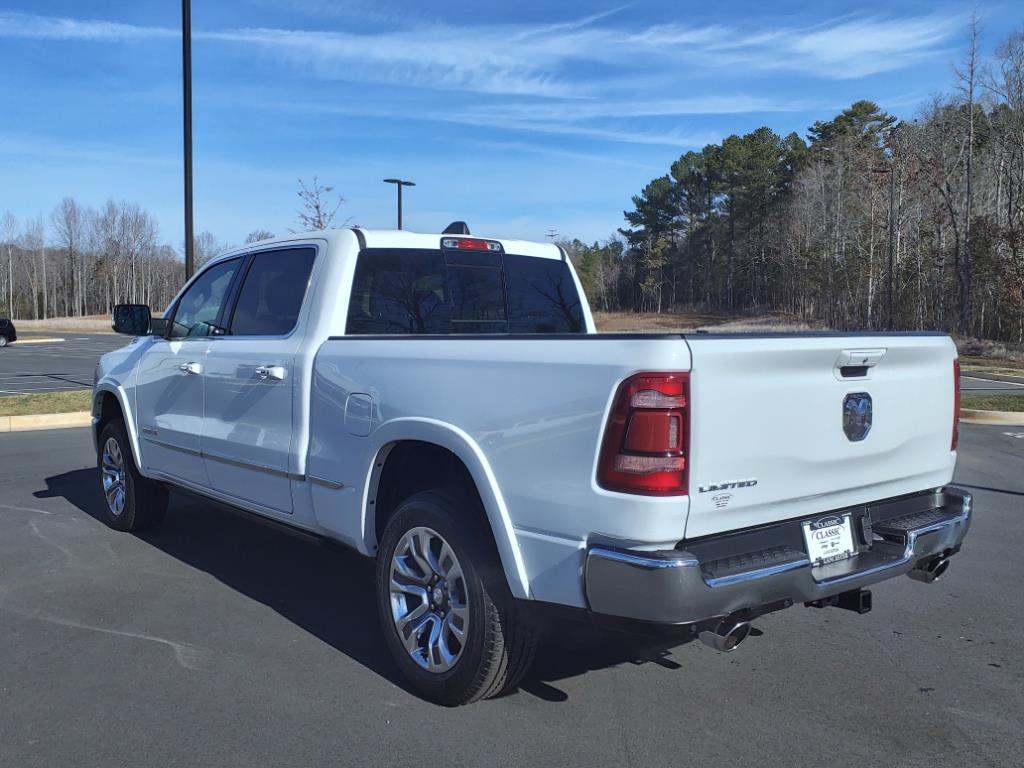 2022 Ram 1500 Limited photo 15