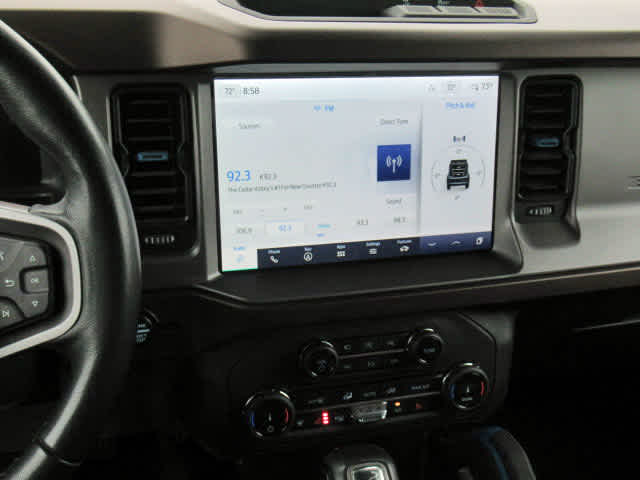 2022 Ford Bronco Outer Banks photo 22