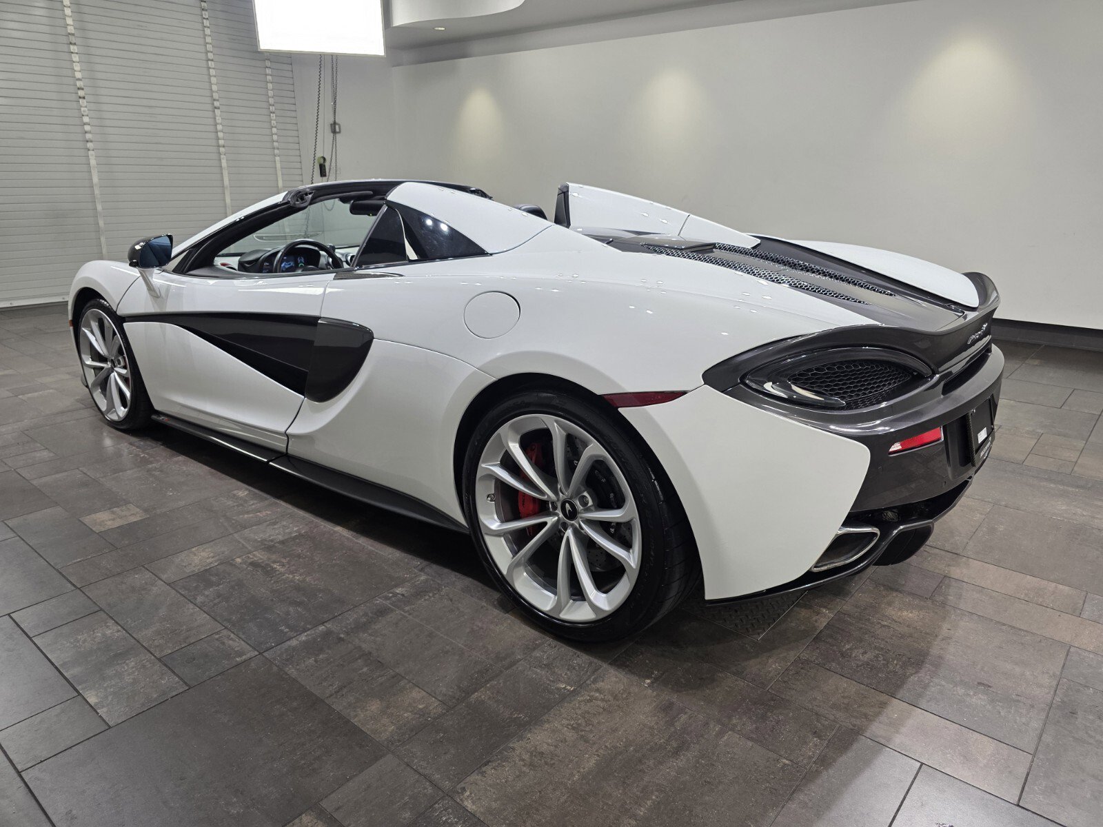 2019 Mclaren 570S Spider photo 4