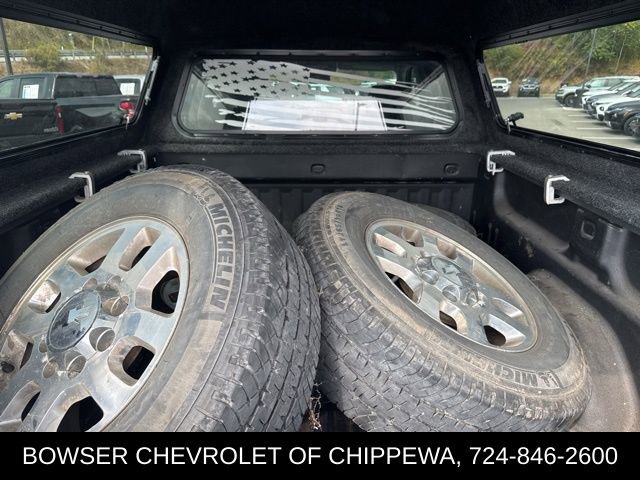 2015 Chevrolet Silverado 2500HD LT photo 4