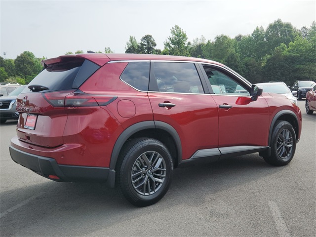 2025 Nissan Rogue S photo 3