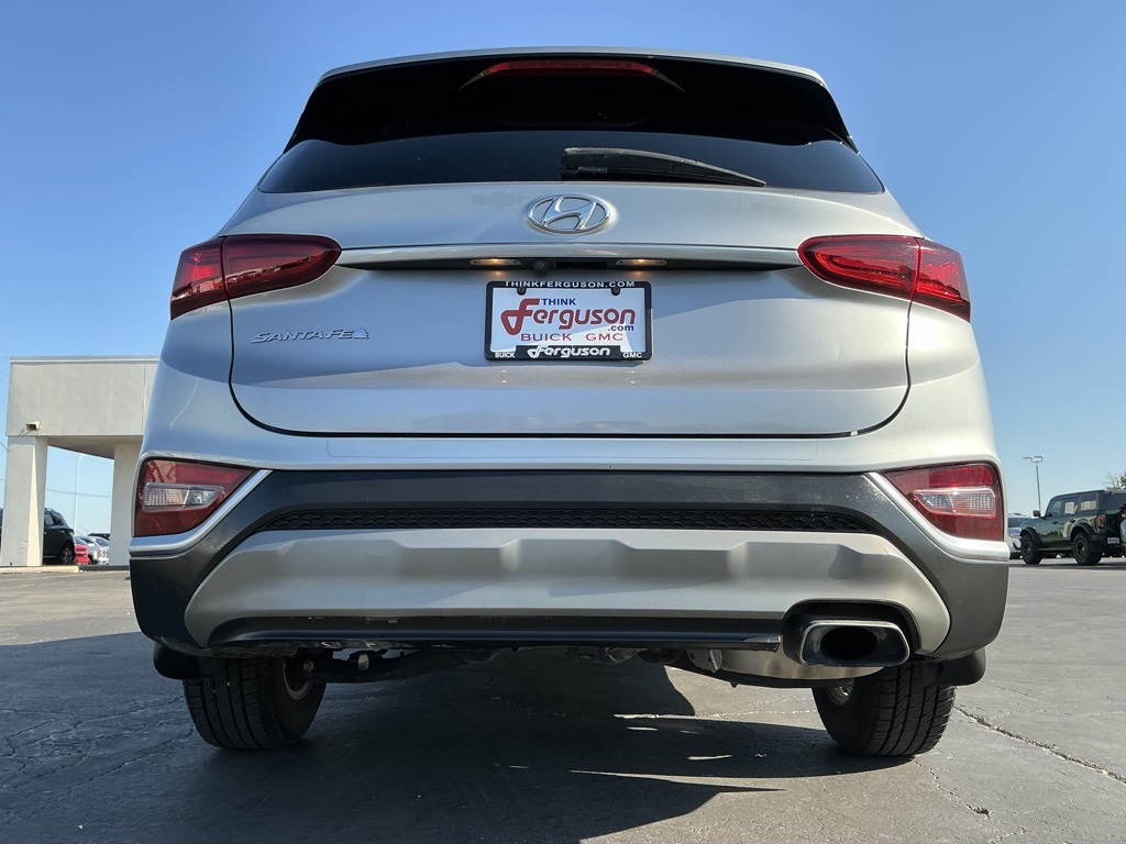 2020 Hyundai Santa Fe SEL photo 16