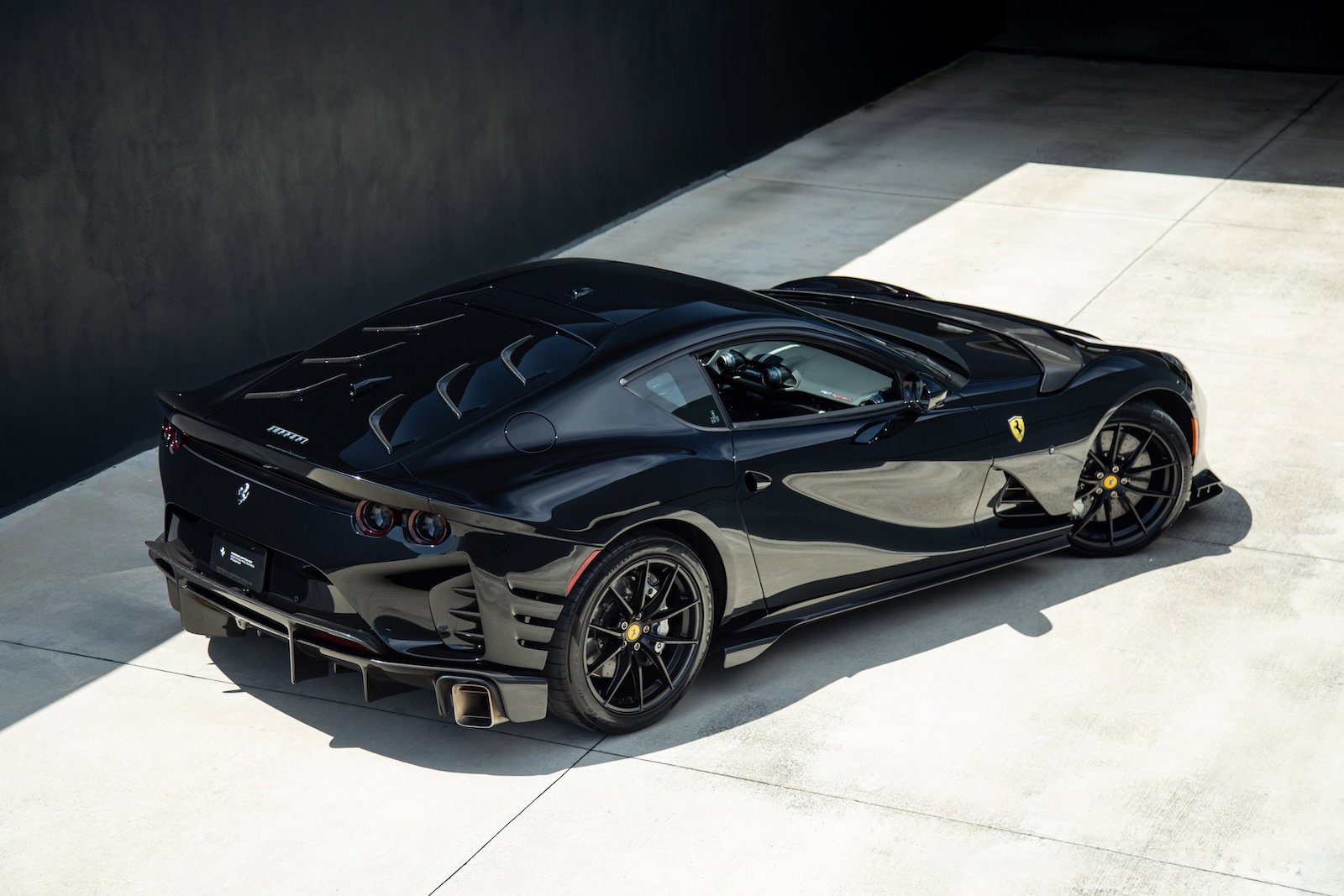 2024 Ferrari 812 Competizione photo 14