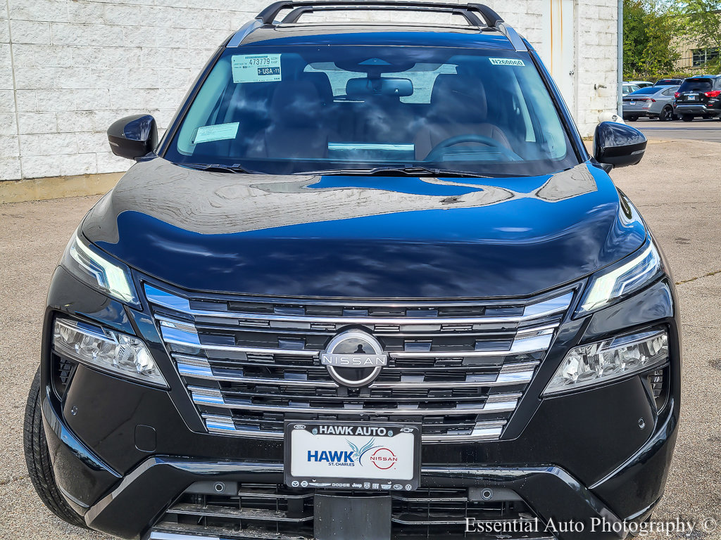 2026 Nissan Rogue Platinum photo 4