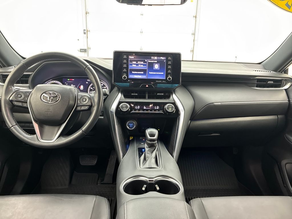 2021 Toyota Venza XLE photo 22