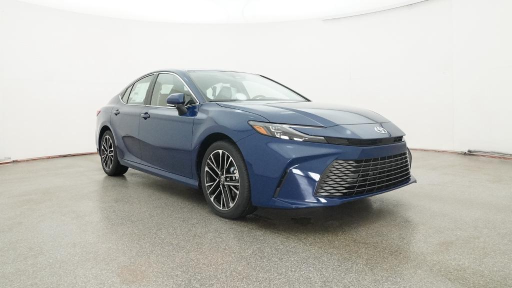 2025 Toyota Camry XLE photo 29