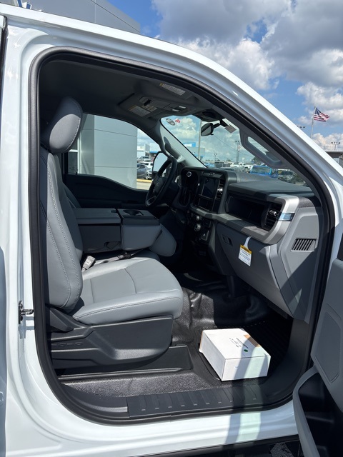 2026 Ford F-350 XL photo 30
