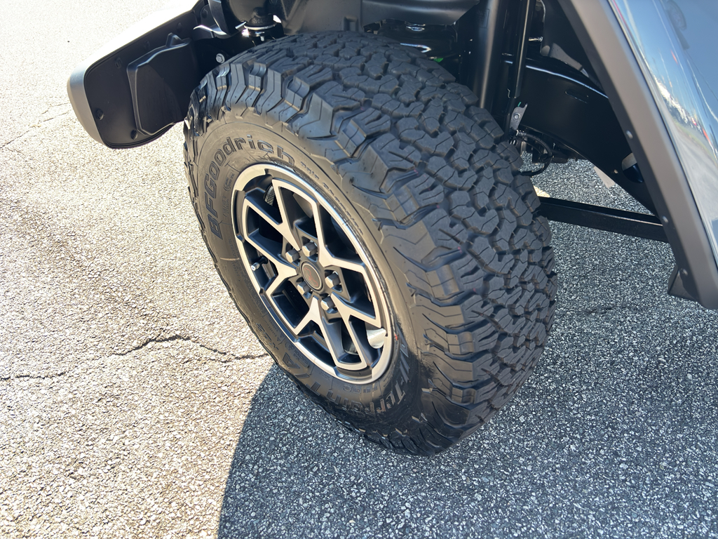 2025 Jeep Wrangler Rubicon photo 14