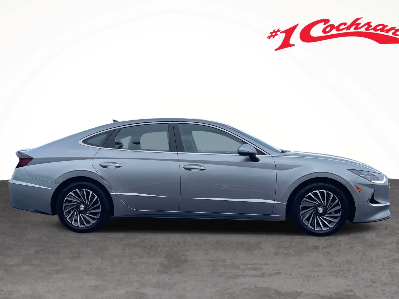 2023 Hyundai Sonata Hybrid SEL photo 2