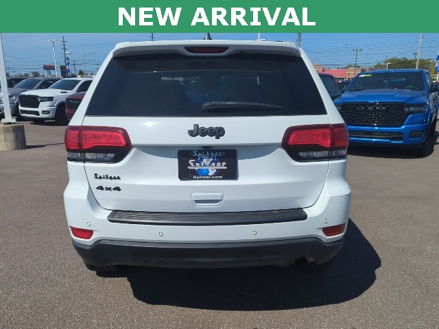 2021 Jeep Grand Cherokee Freedom photo 3