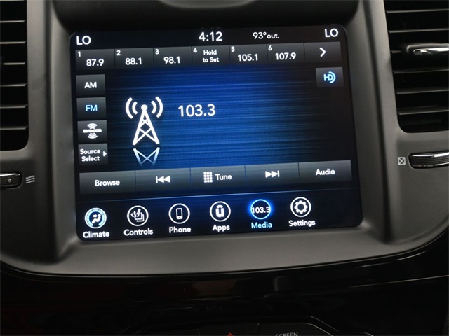 2021 Chrysler 300 S photo 6