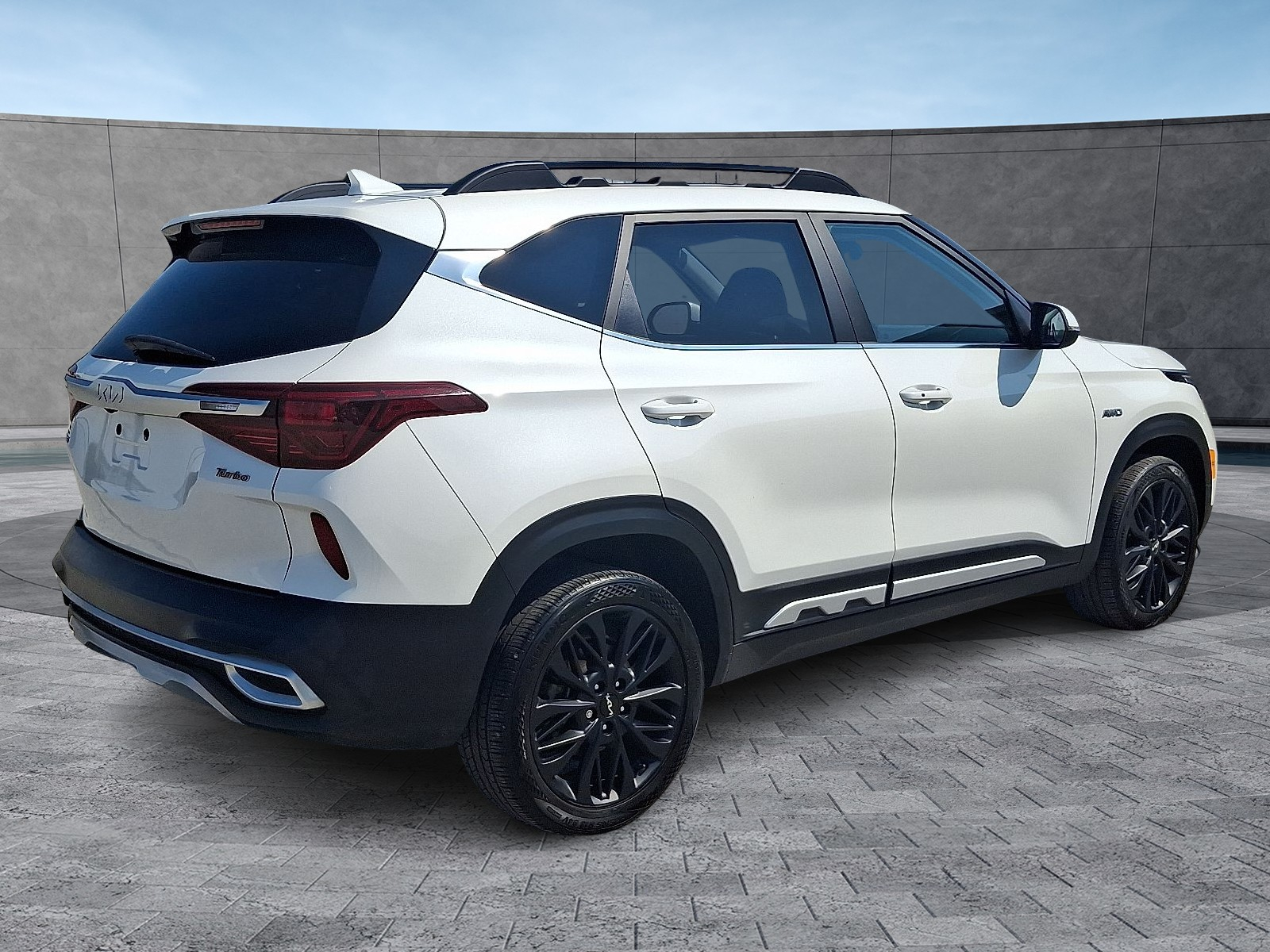 2022 Kia Seltos Nightfall Edition photo 9