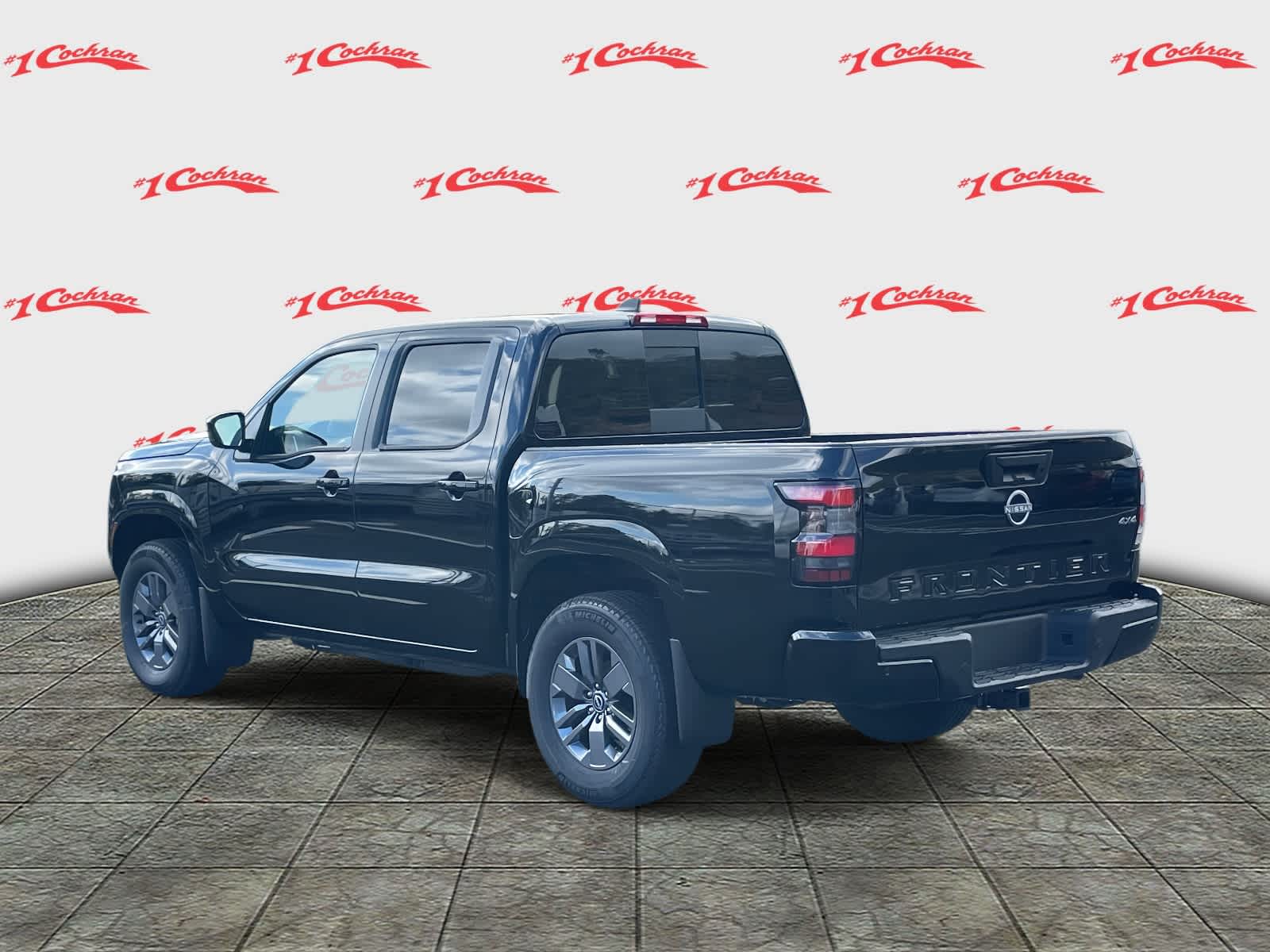 2026 Nissan Frontier Crew Cab SV photo 5