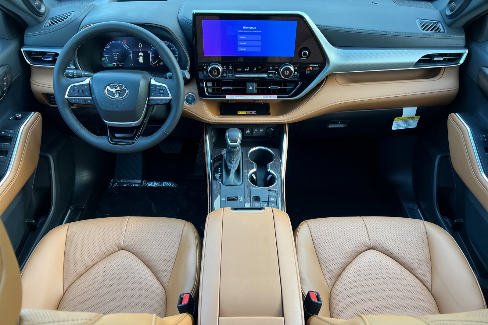 2025 Toyota Highlander Hybrid Platinum photo 4