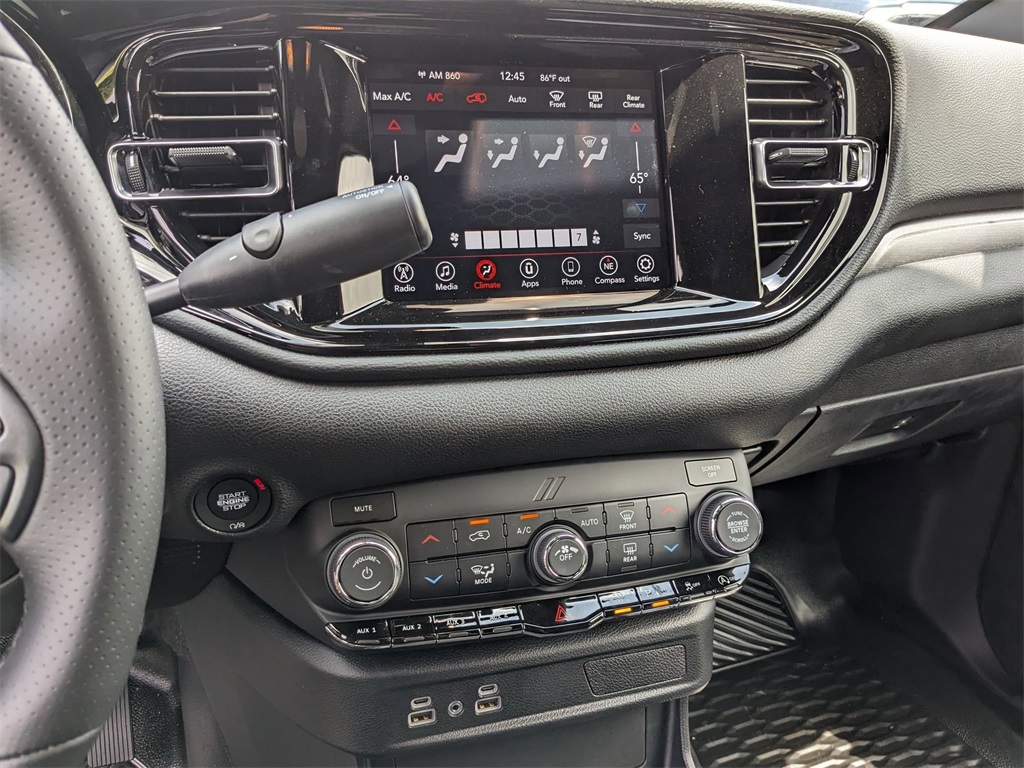 2023 Dodge Durango photo 9