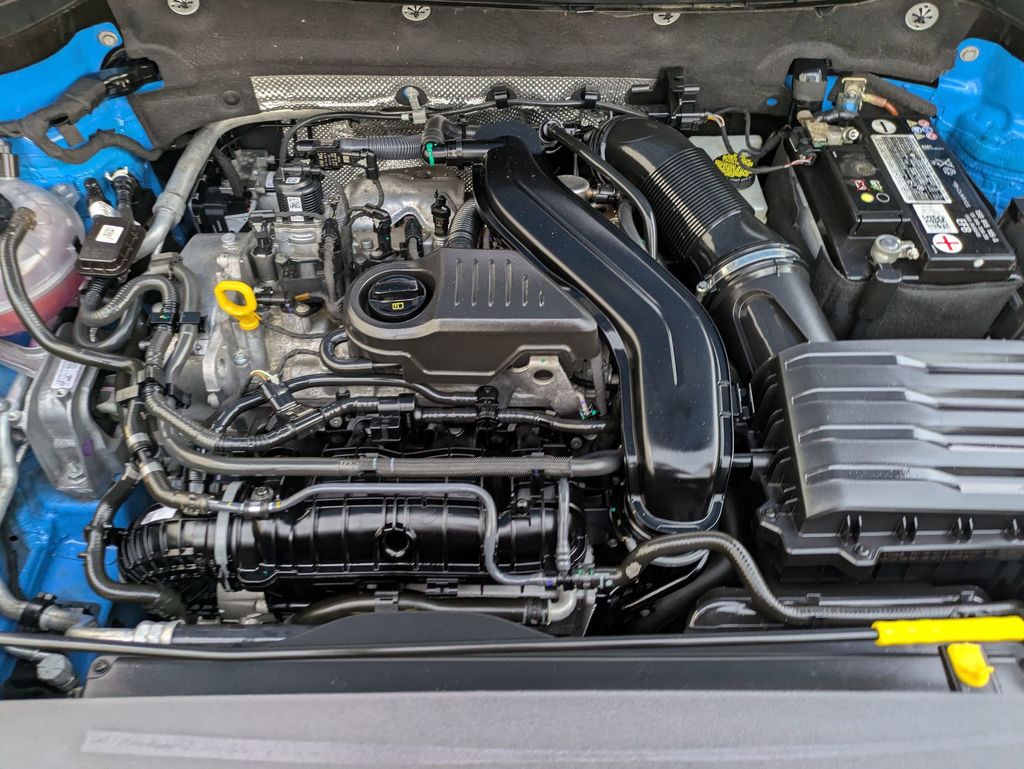 2022 Volkswagen Taos SE photo 23