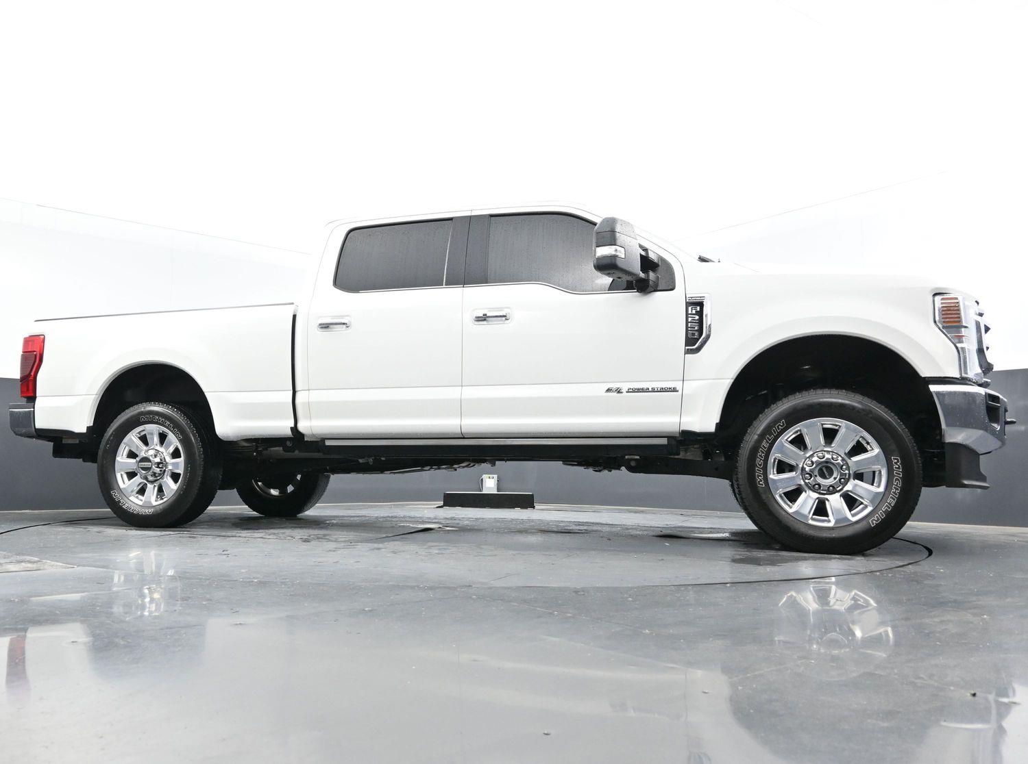 2022 Ford F-250 Platinum photo 42