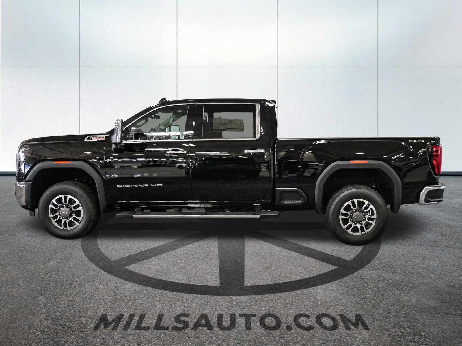 2025 Gmc Sierra 3500 HD SLT photo 2
