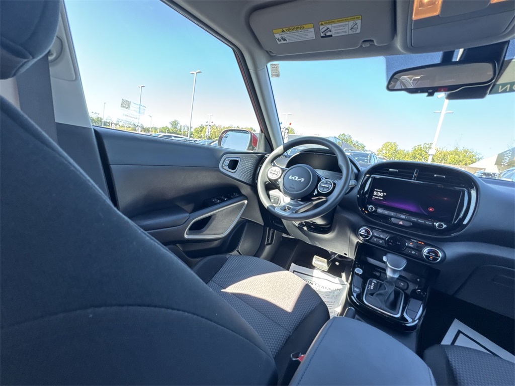 2023 Kia Soul S photo 15
