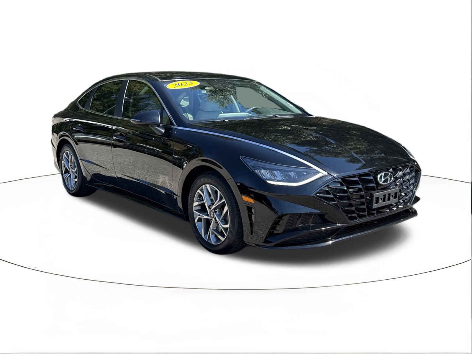 2023 Hyundai Sonata SEL's photo