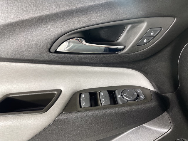 2023 Chevrolet Equinox LS photo 17