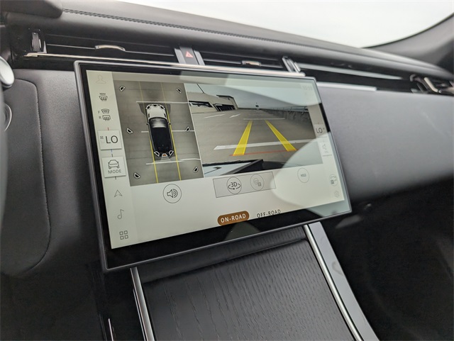 2026 Land Rover Range Rover Velar SE photo 10
