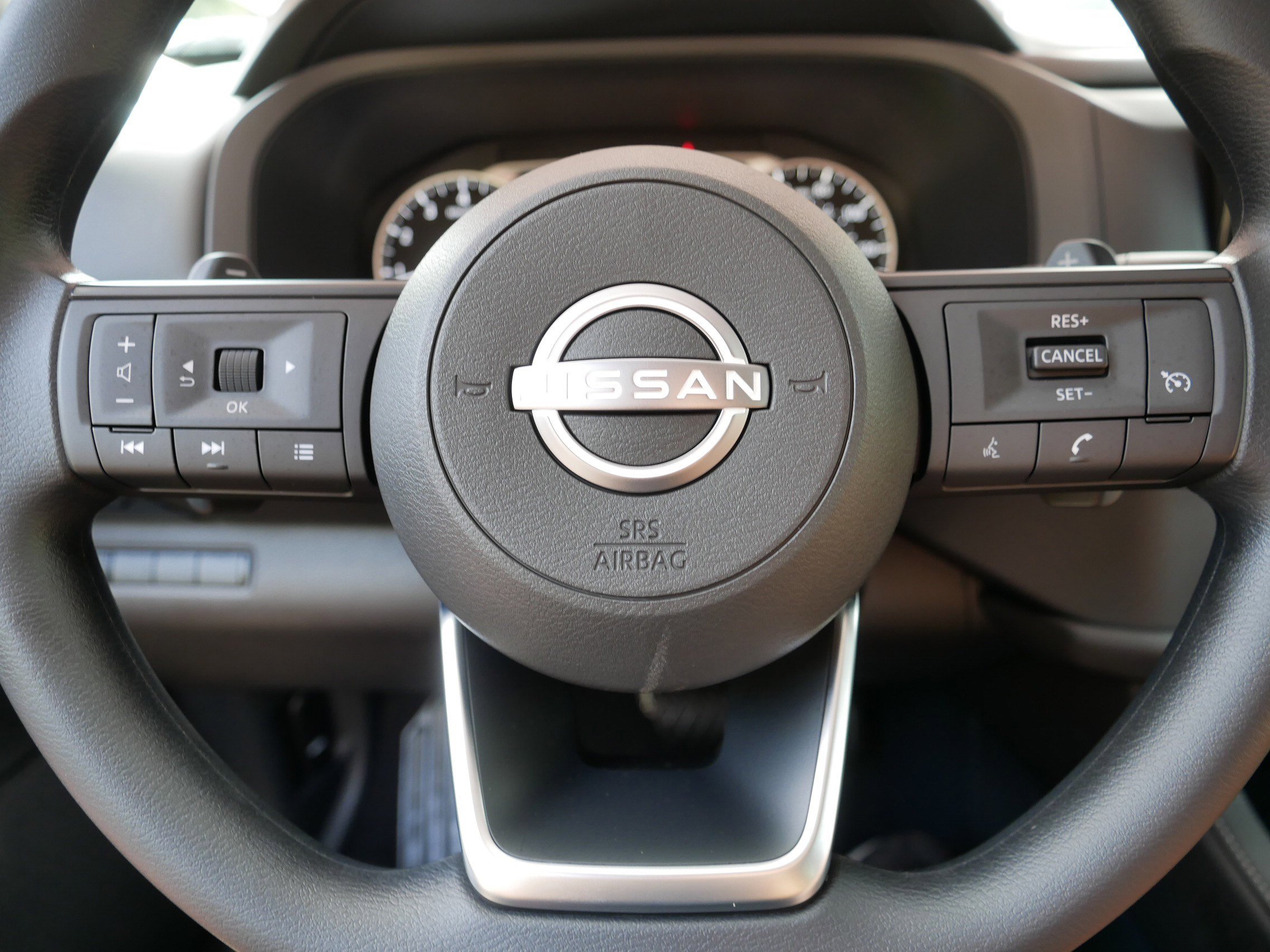 2024 Nissan Pathfinder S photo 20