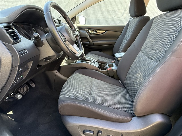 2021 Nissan Rogue Sport SV photo 16