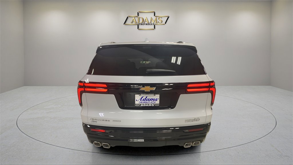 2026 Chevrolet Traverse High Country photo 4
