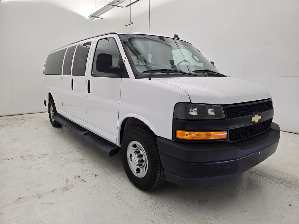 2022 Chevrolet Express 3500 LS photo 16