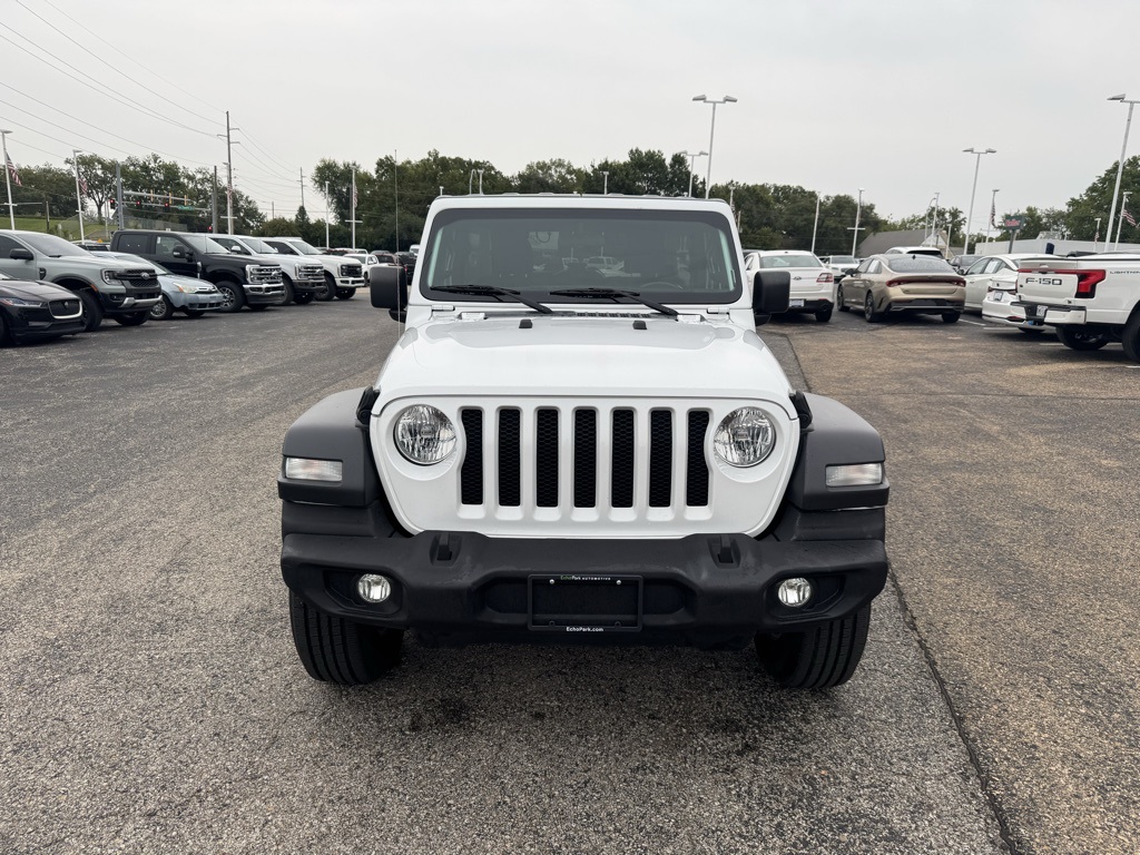 Used 2019 Jeep Wrangler Unlimited Sport S with VIN 1C4HJXDN4KW689961 for sale in Kansas City