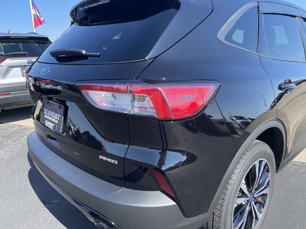 2022 Ford Escape SE photo 31