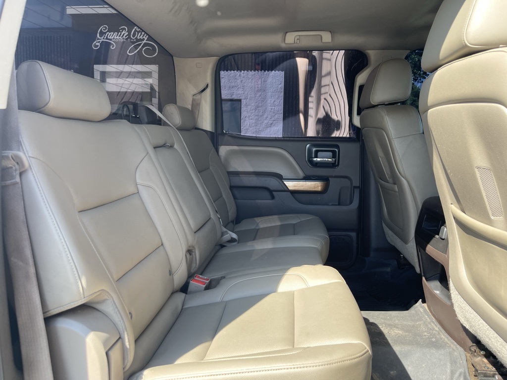 2015 Chevrolet Silverado 2500HD LTZ photo 25