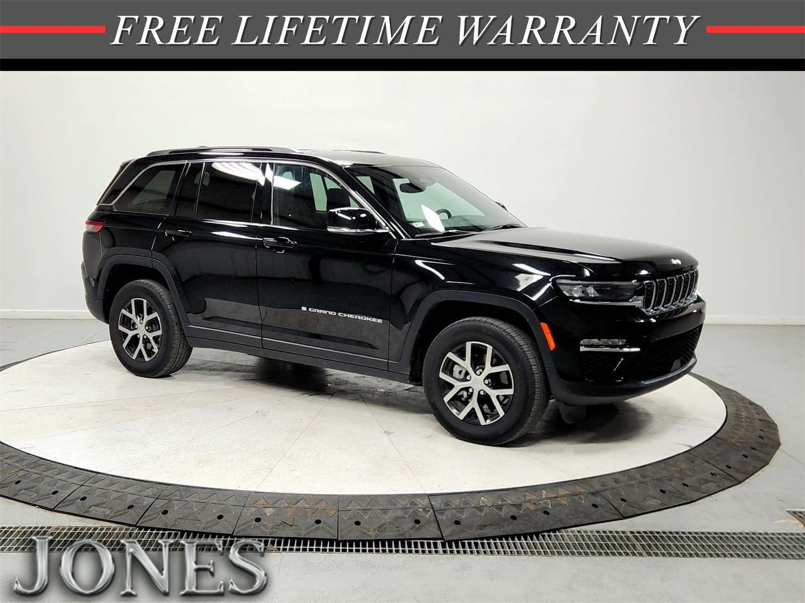 2024 Jeep Grand Cherokee Limited's photo