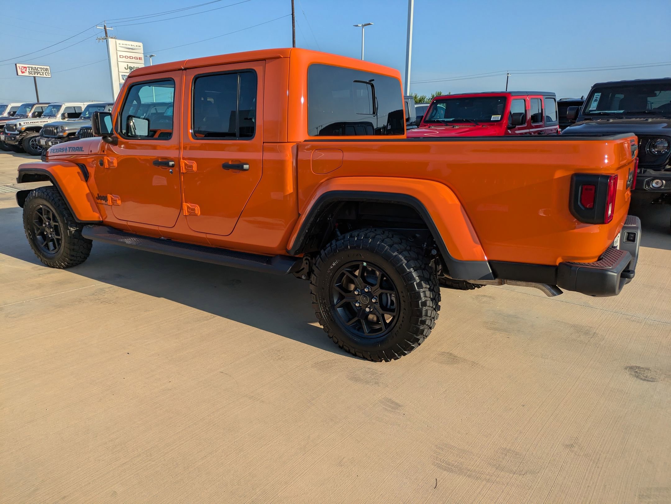 2025 Jeep Gladiator Texas Trail photo 6