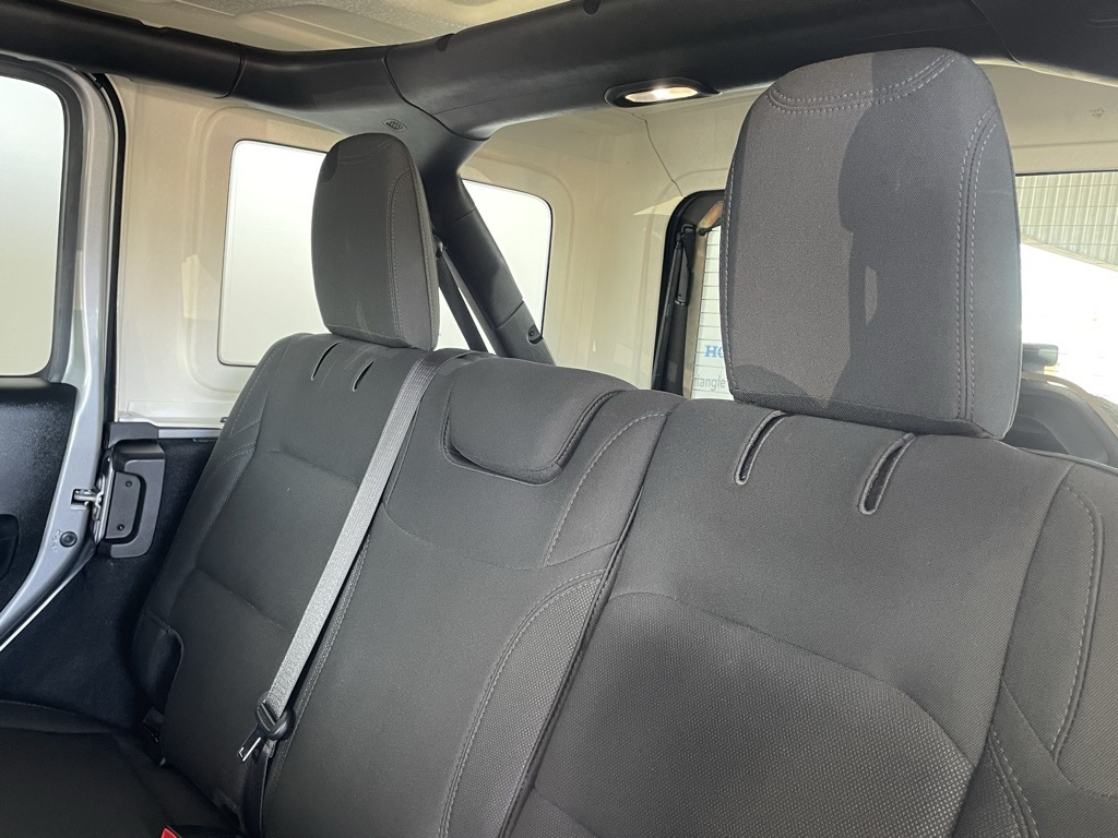 2019 Jeep Wrangler Unlimited Sport S photo 12