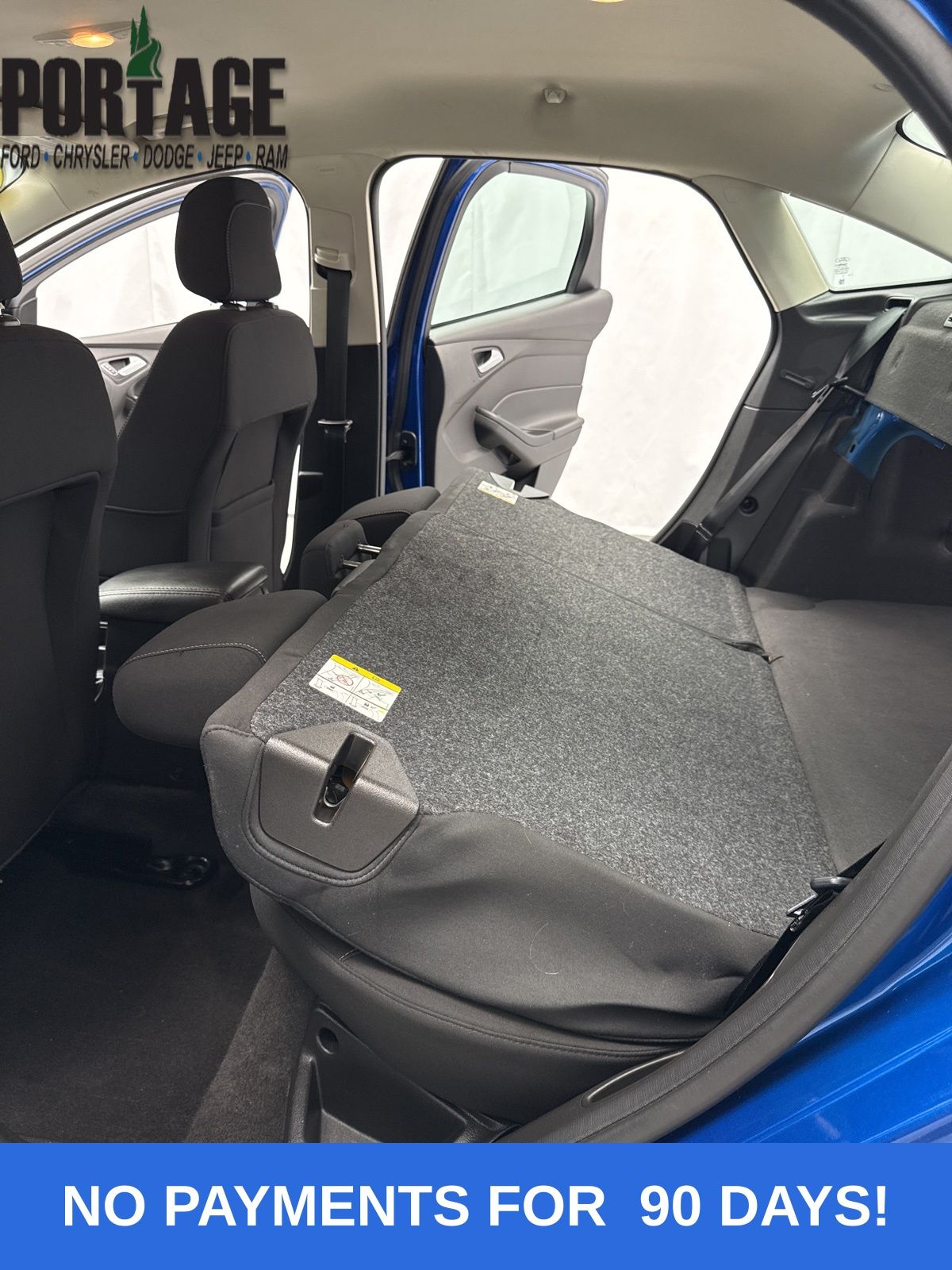 2018 Ford Focus SE photo 30