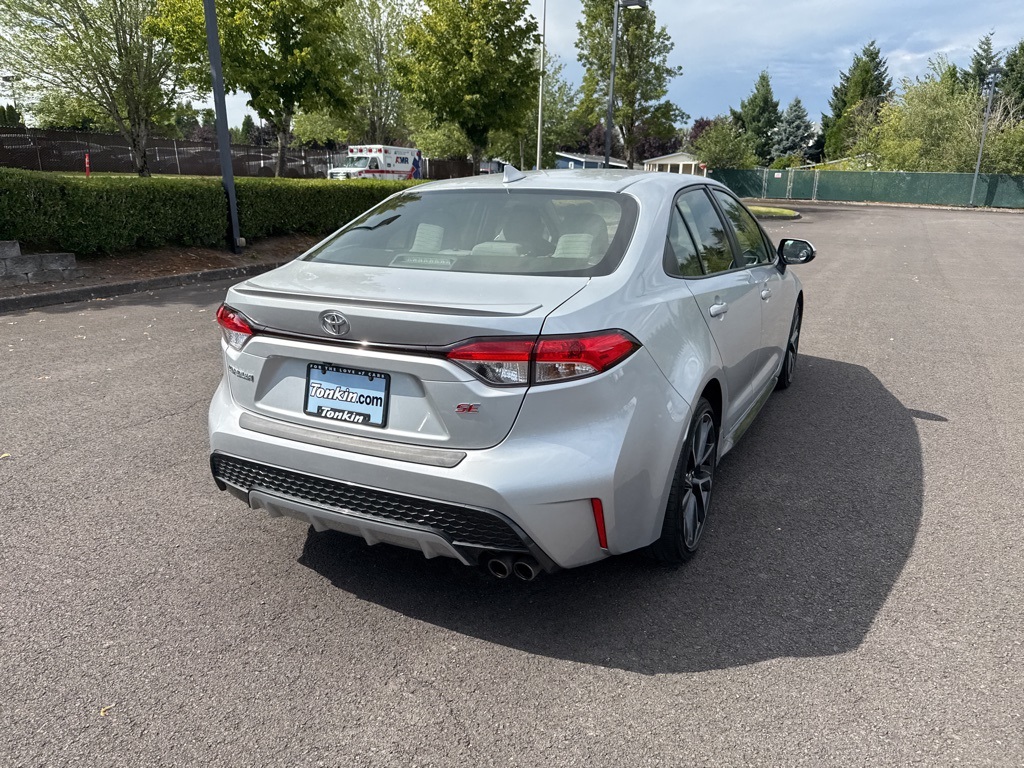2022 Toyota Corolla SE photo 7