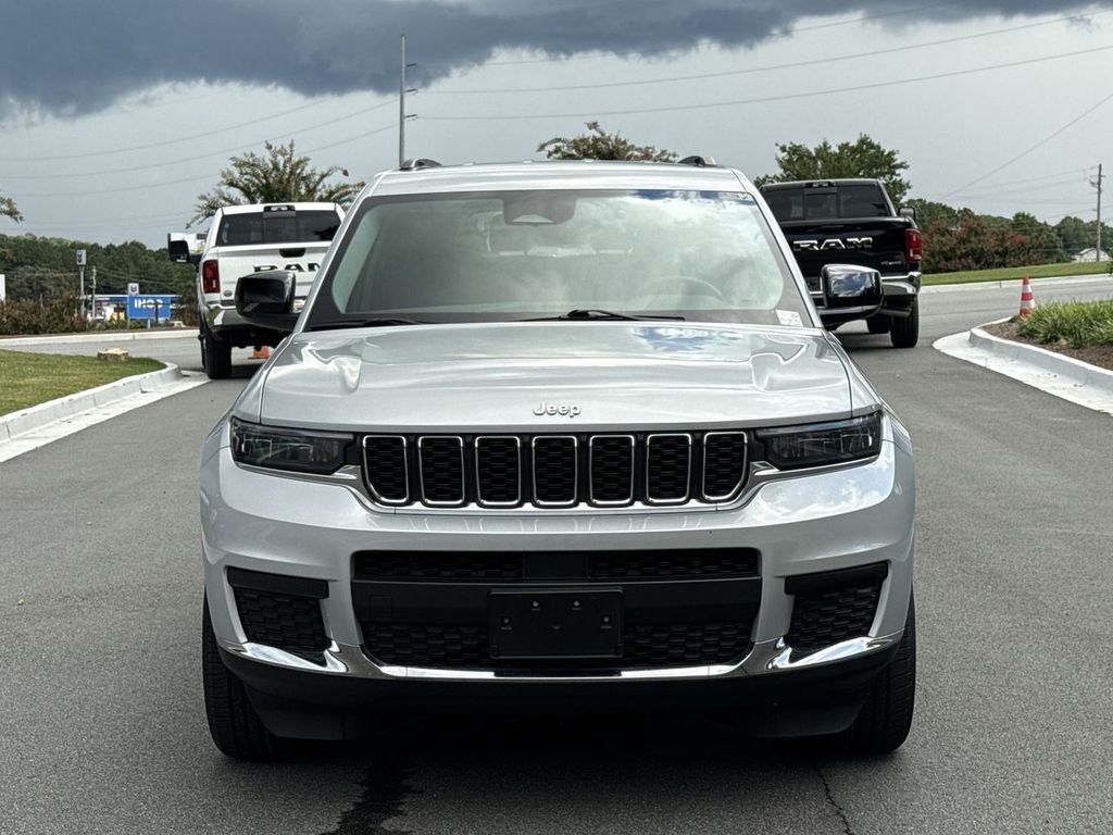 2021 Jeep Grand Cherokee Laredo photo 7