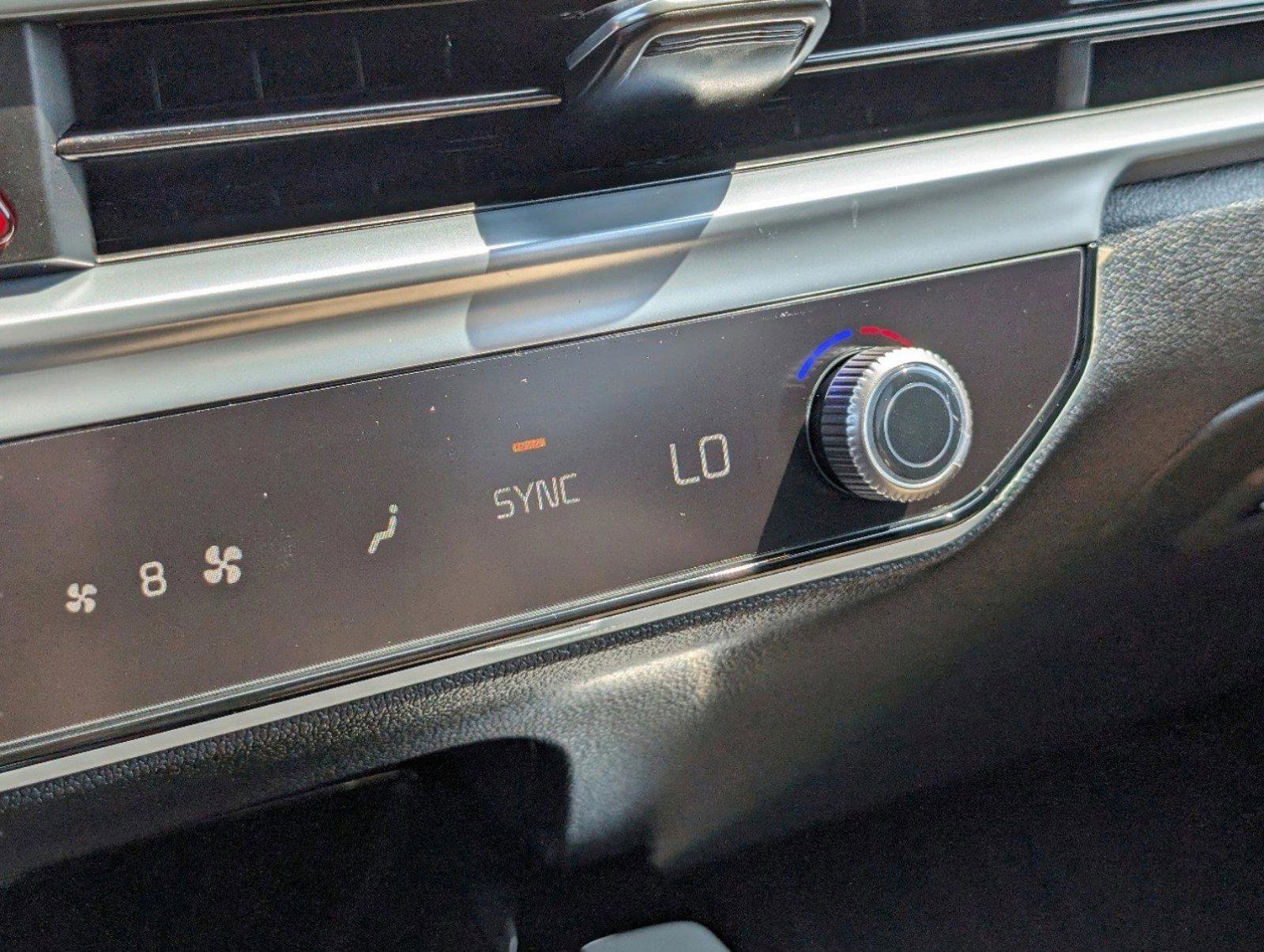 2024 Kia Sorento X-Line SX Prestige photo 23