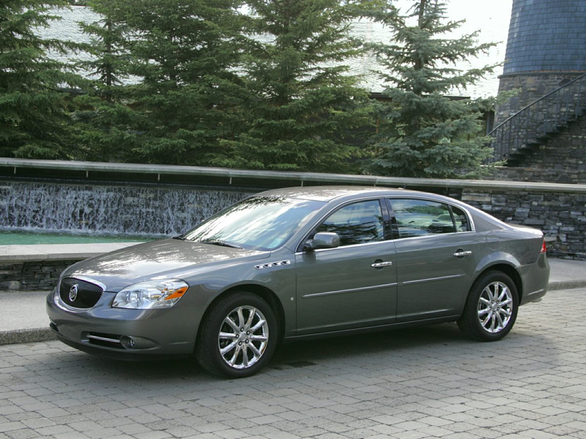 2008 Buick Lucerne CX's photo