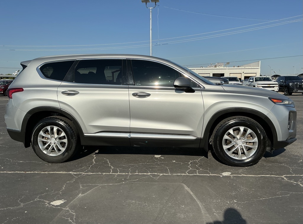 2020 Hyundai Santa Fe SEL photo 9