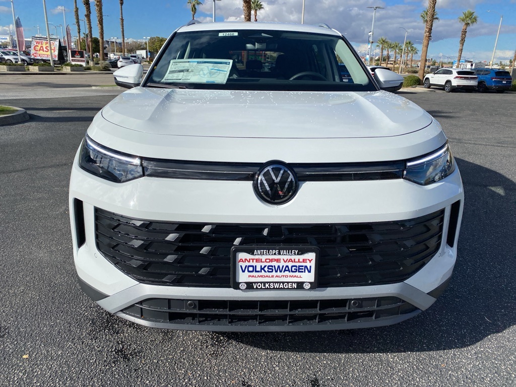 2026 Volkswagen Tiguan S photo 2