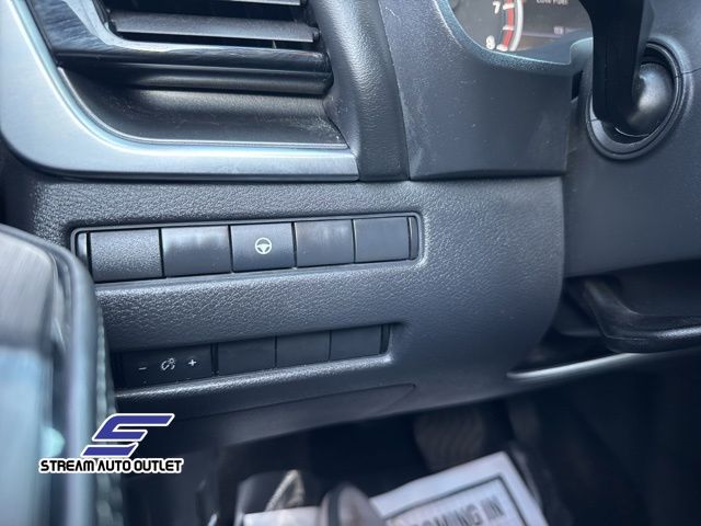 2021 Nissan Rogue SV photo 15