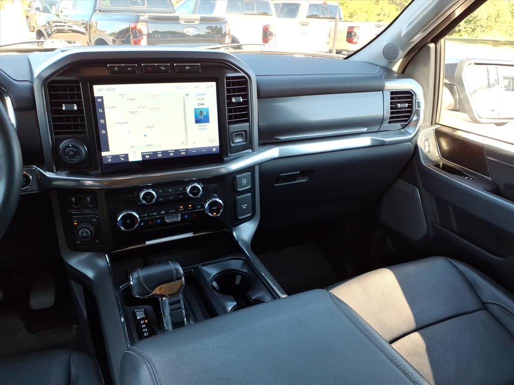 2023 Ford F-150 Lariat photo 24