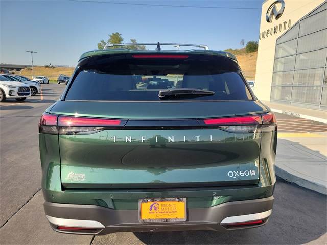 2026 Infiniti QX60 Luxe AWD photo 9