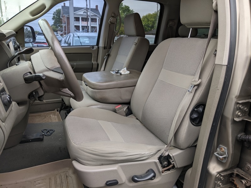 2008 Dodge Ram SLT photo 8