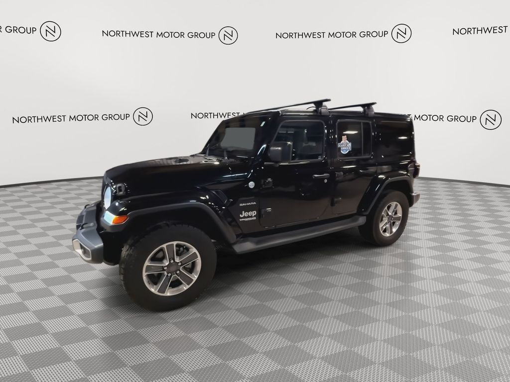 2019 Jeep Wrangler Sahara photo 4